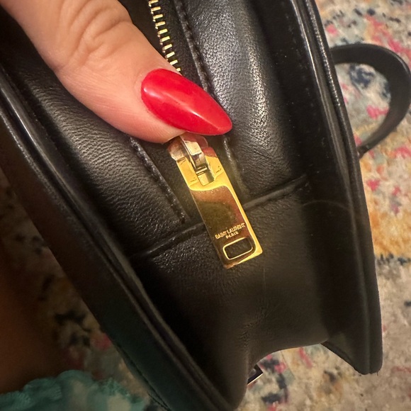 Saint Laurent YSL Heart Bag in Black with Gold Chain - Small Size - Picture 7 of 11